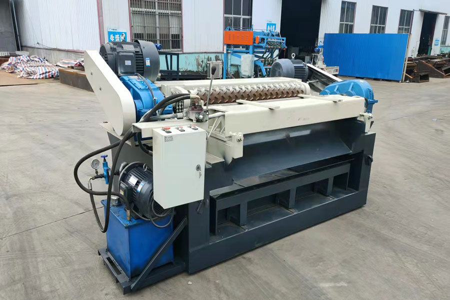 Log Debarker Machine .jpg