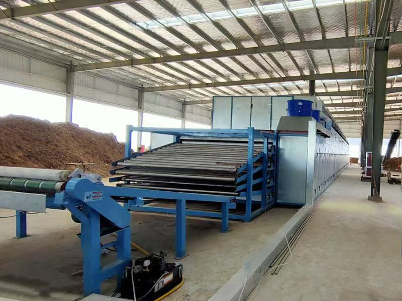 Sistem Pemberian Makan Semi-Otomatis Sistem Pemberian Makan Semi-Otomatis