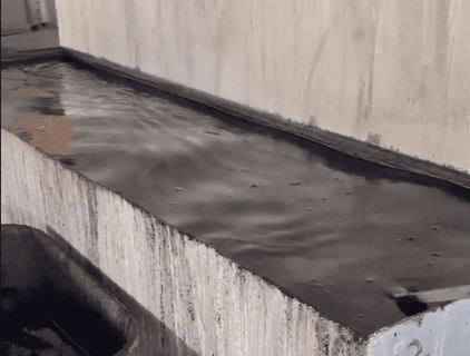 Penghilangan debu dengan lapisan air